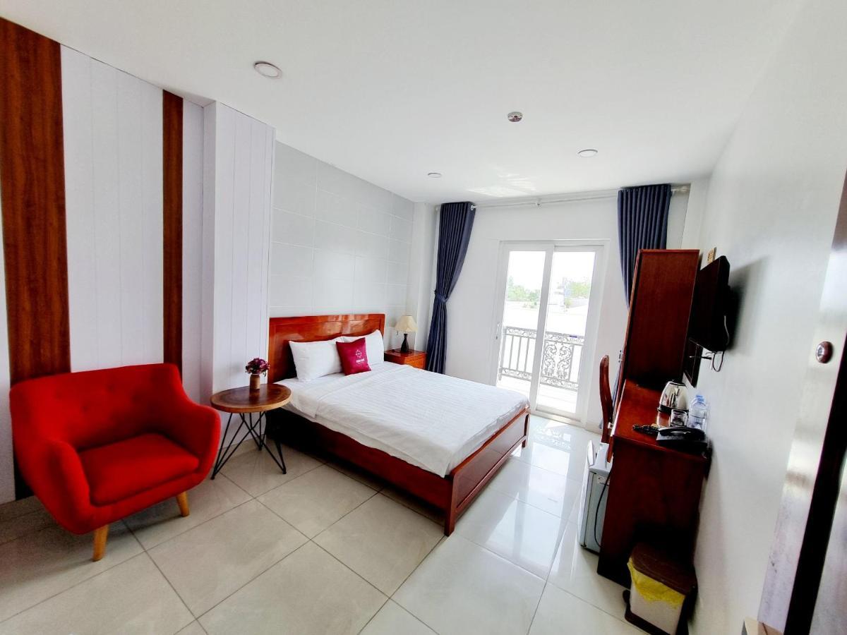 Minh Khue Hotel Vĩnh Long Esterno foto
