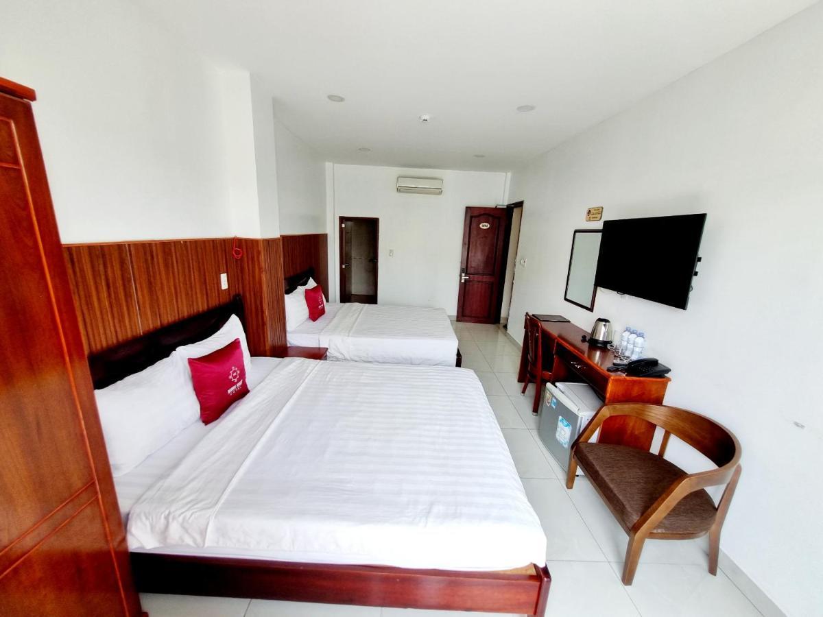 Minh Khue Hotel Vĩnh Long Esterno foto