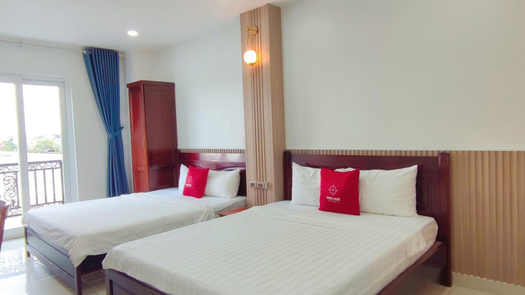 Minh Khue Hotel Vĩnh Long Esterno foto