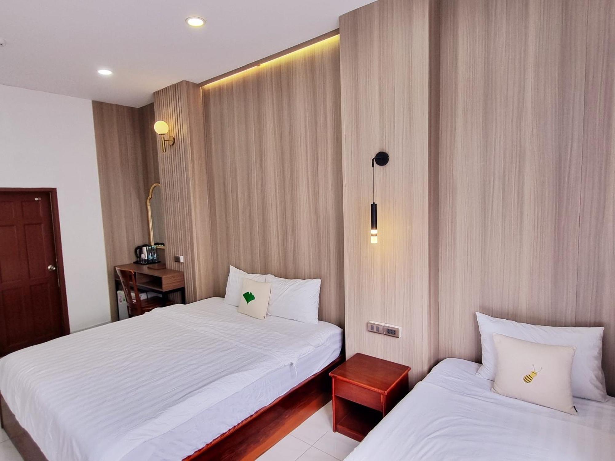 Minh Khue Hotel Vĩnh Long Esterno foto