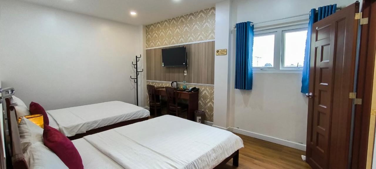Minh Khue Hotel Vĩnh Long Esterno foto